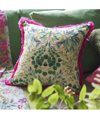 Ikebana Damask Fuchsia Embroidered Cushion sélection de produits