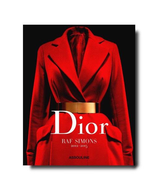 Livre Dior by Raf Simons la colonne vertébrale